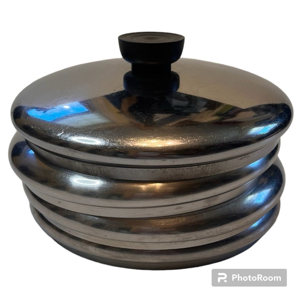 Revere Ware - Replacement Lid, 7 1/2” Across. Normal Signs of Wear.